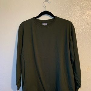 📍Men’s Jerzees Olive Green Long Sleeve T-Shirt